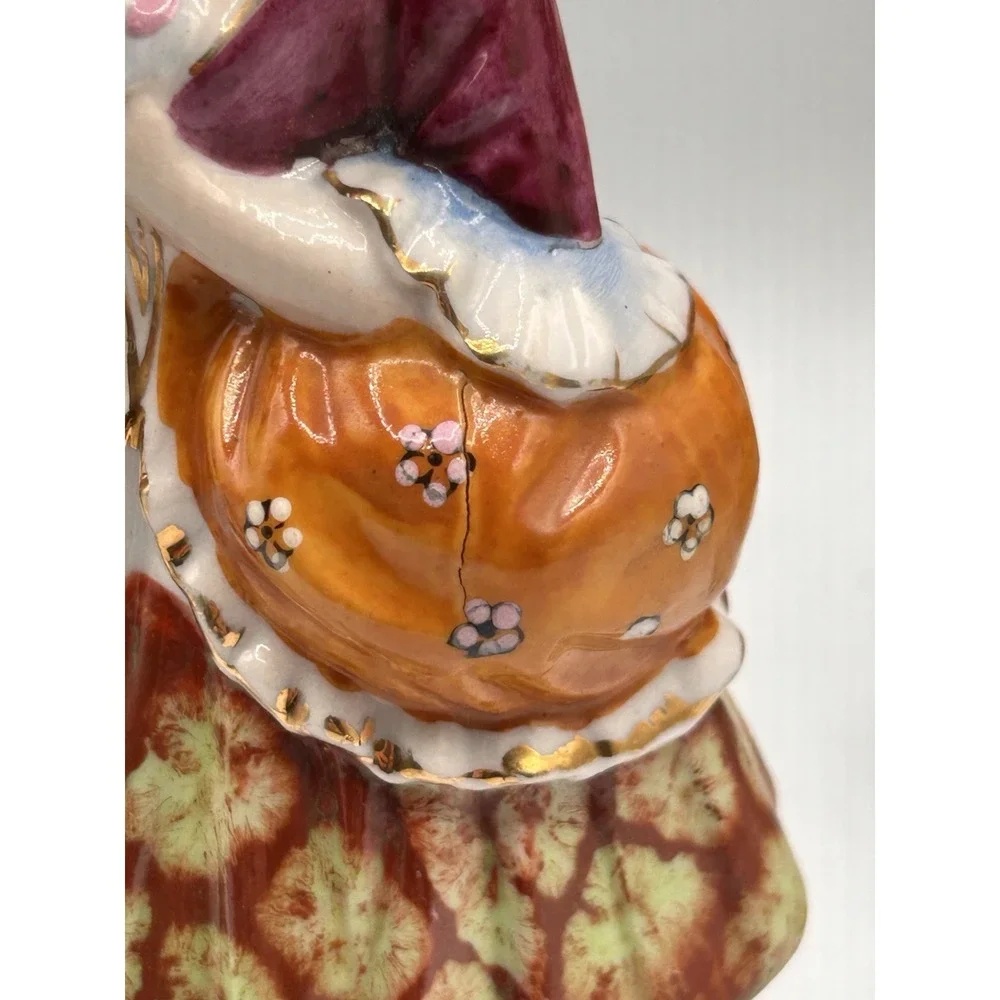 PAIR VINTAGE VICTORIAN‎ COLONIAL COUPLE FUGURINE LAMP HANDPAINTED NIPPON JAPAN